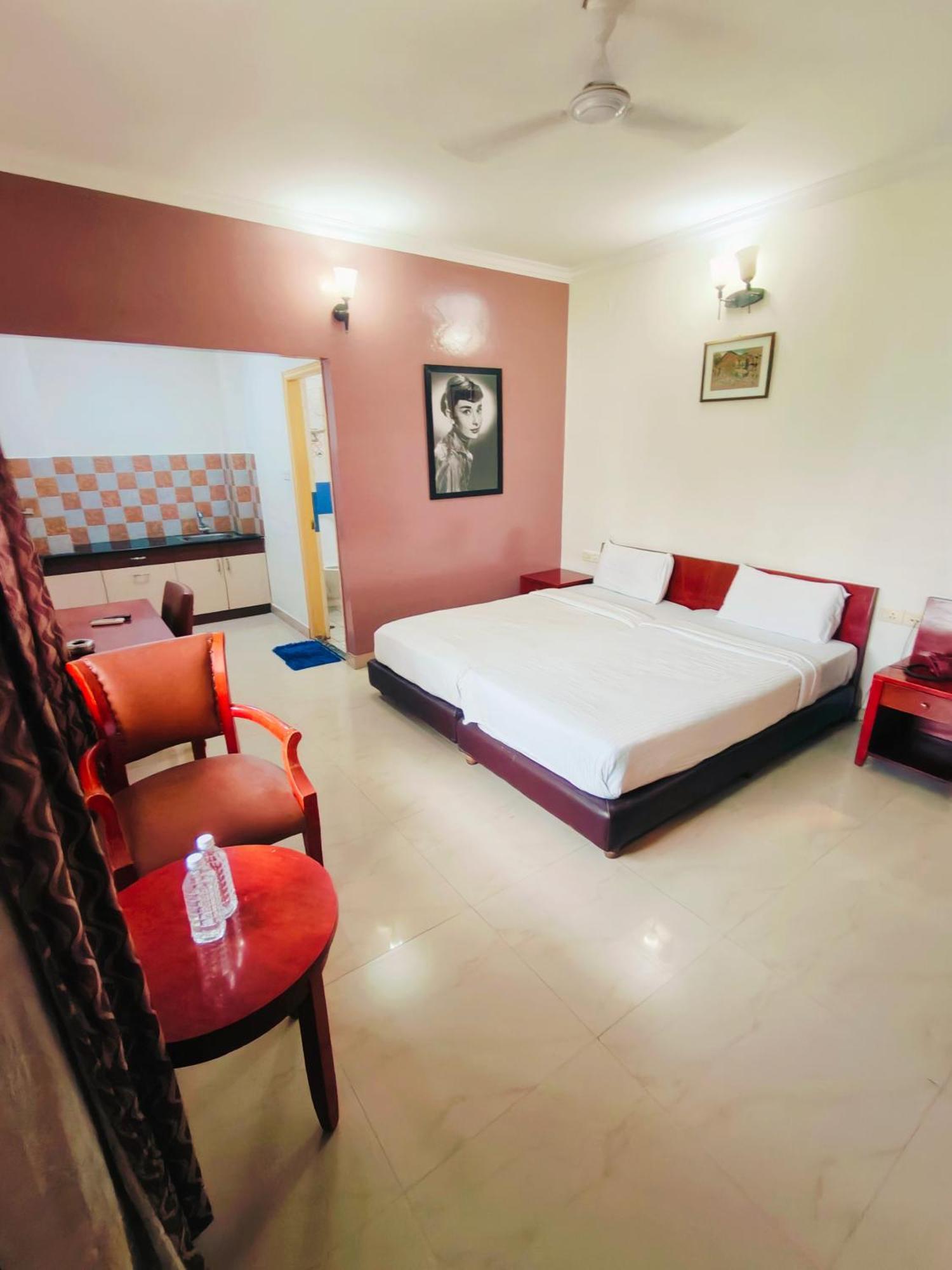 Kings Suites Palace Grounds Bangalore Extérieur photo